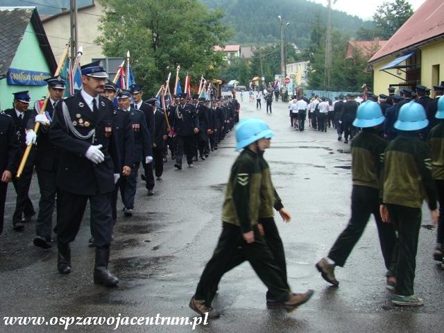 Przemarsz na miejsce uroczystosci